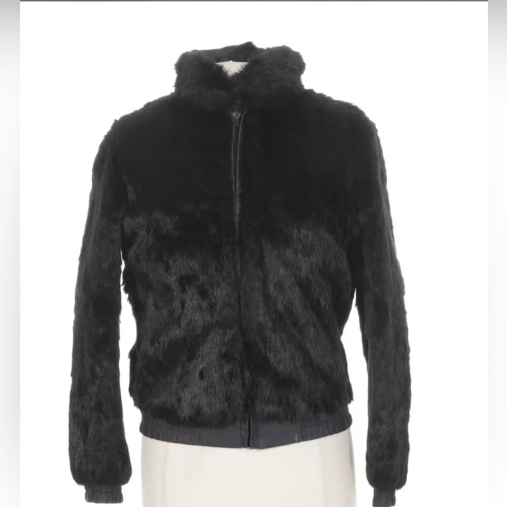 100% rabbit fur reversible bomber jacket. Great condition, vintage*black